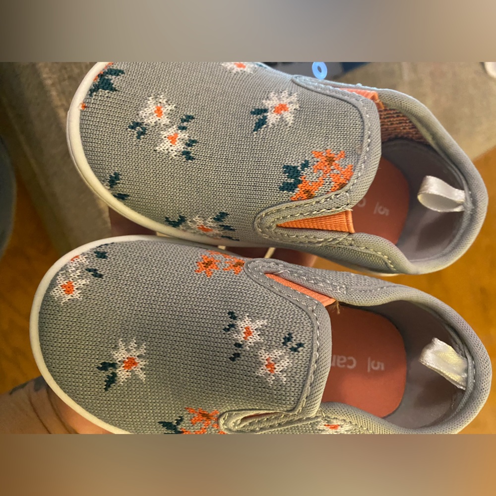 Toddler sneakers 👟